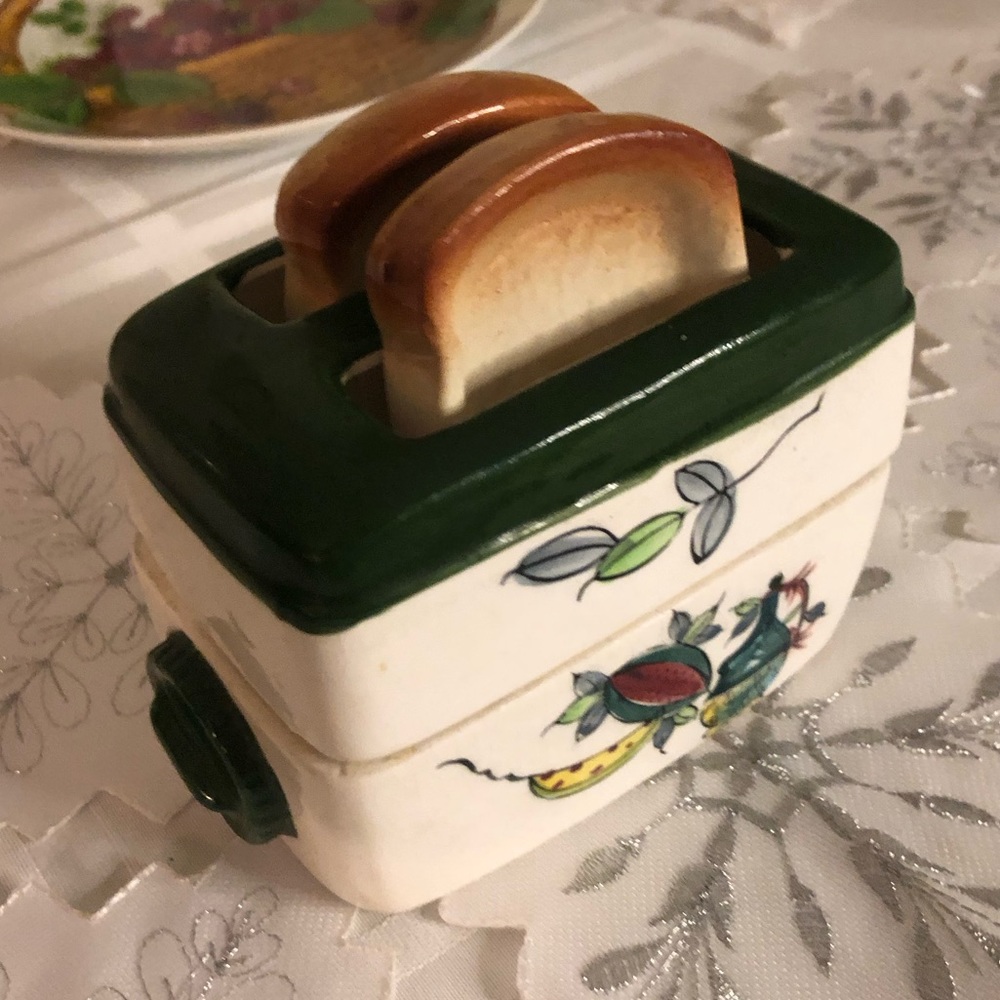Vintage toaster/toast Japan